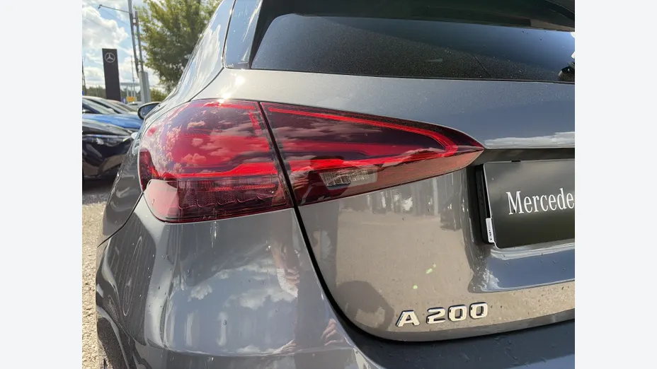 MERCEDES-BENZ A Klasa A 200 AMG Line 7G-DCT