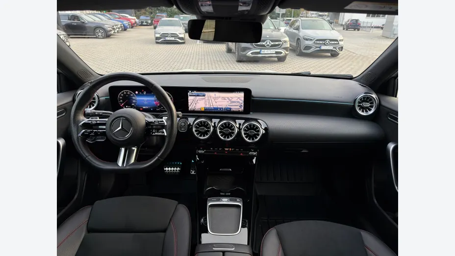 MERCEDES-BENZ A Klasa A 220 4-Matic AMG Line 8G-DCT