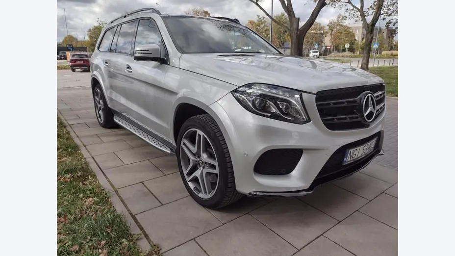 MERCEDES-BENZ GLS -