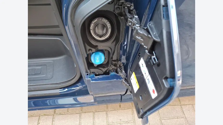 VOLKSWAGEN Transporter Transporter TDI L2H1
