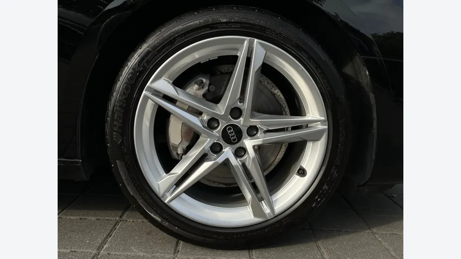 AUDI A4 Avant -