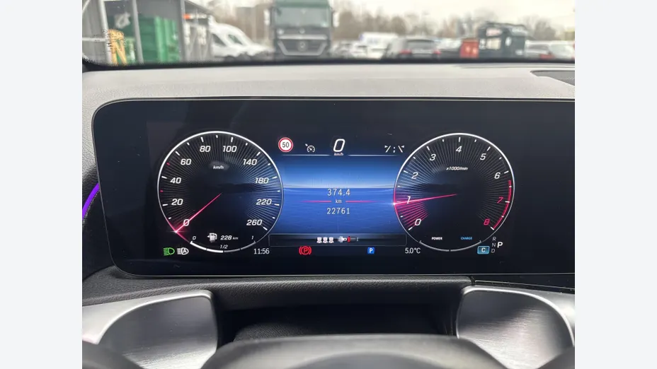 MERCEDES-BENZ GLB GLB 200 mHEV AMG Line 7G-DCT