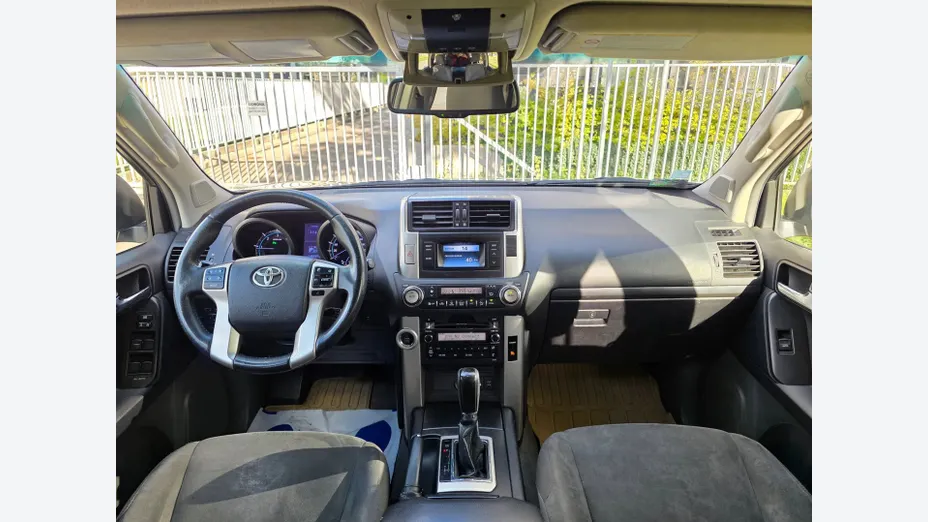 TOYOTA Land Cruiser LC 3.0 D-4D Sol (lea) 7os aut