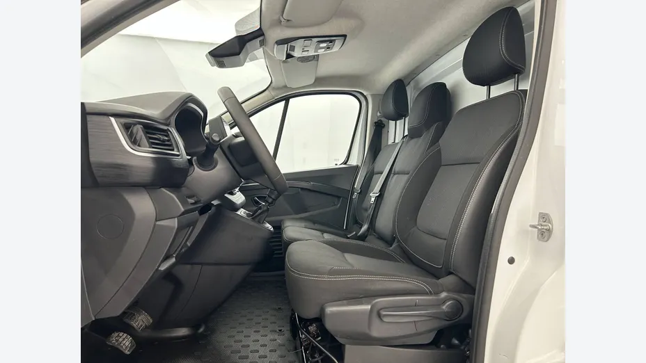 RENAULT Trafic -