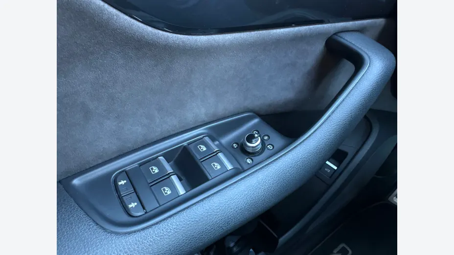AUDI Q7 Q7 3.0 TDI ultra Quattro Tiptr.