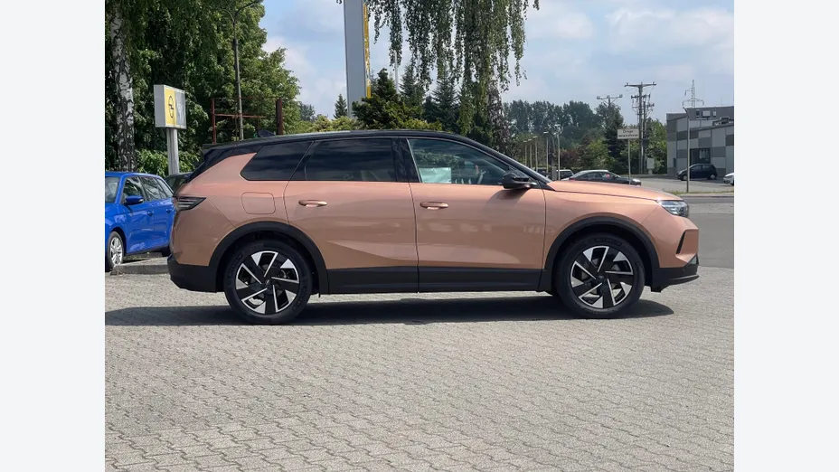 OPEL Grandland -
