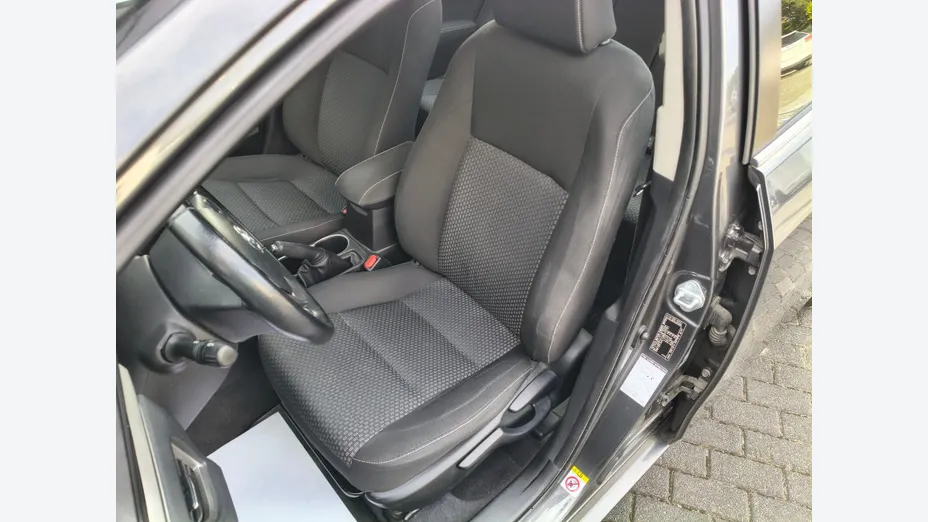 TOYOTA Corolla Corolla 1.6 Premium