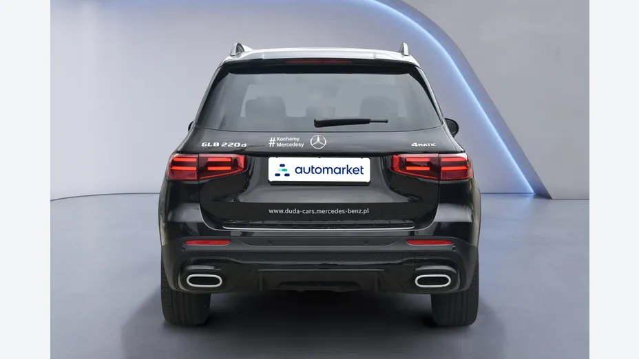 MERCEDES-BENZ GLB GLB 220 d 4-Matic AMG Line 8G-DCT