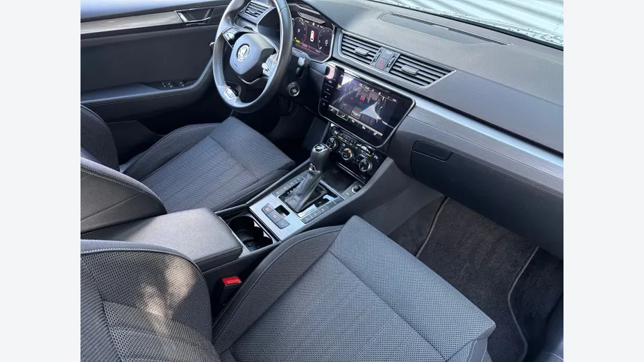 SKODA Superb Superb 1.4 TSI Plug-In Hybrid Style DSG