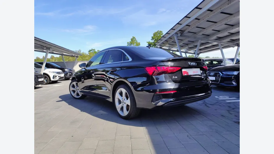 AUDI A3 Limousine -