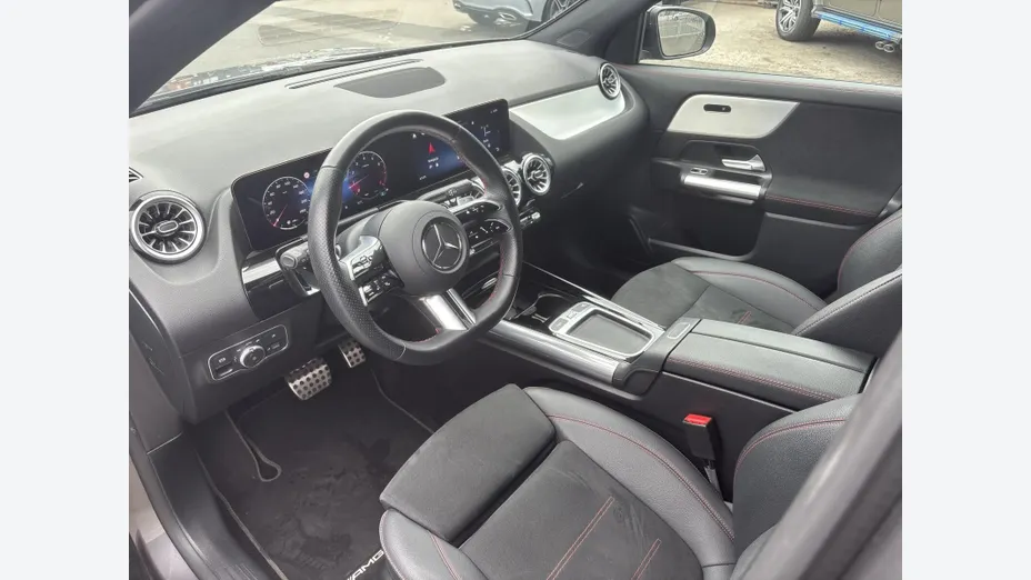 MERCEDES-BENZ GLA GLA 200 mHEV AMG Line 7G-DCT