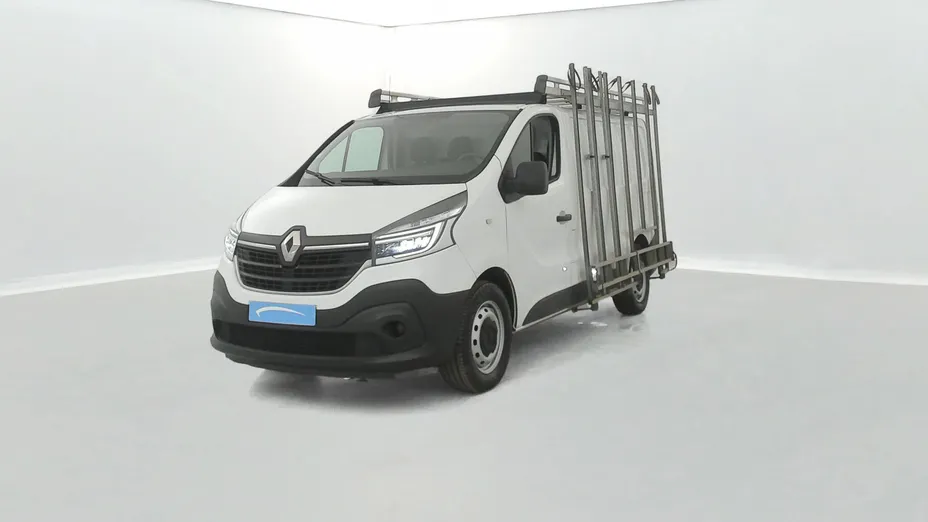 RENAULT Trafic -