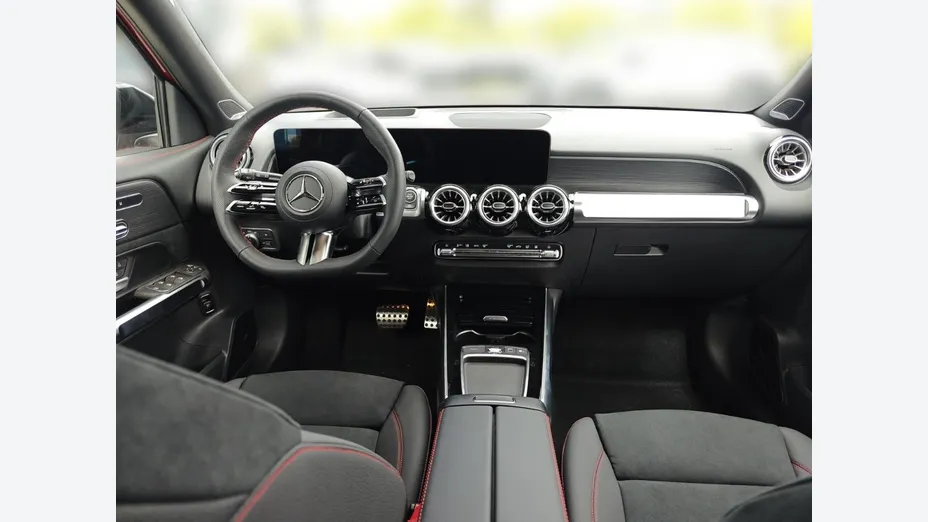 MERCEDES-BENZ GLB GLB 180 mHEV AMG Line 7G-DCT Nowy