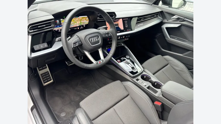 AUDI S3 Sportback -