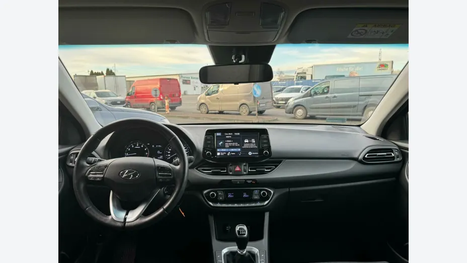 HYUNDAI i30 i30 1.0 T-GDI Smart