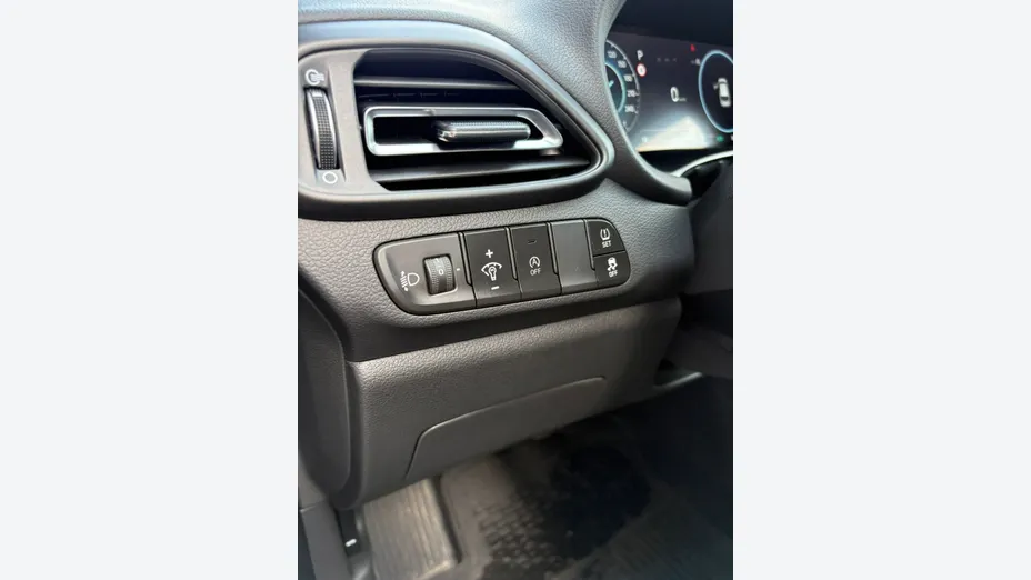 HYUNDAI i30 i30 1.5 T-GDI 48V Smart DCT