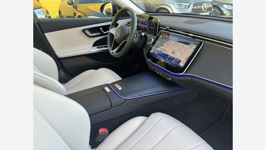 MERCEDES-BENZ E Klasa E 220 d mHEV 4-Matic Avantgarde 9G-Tronic