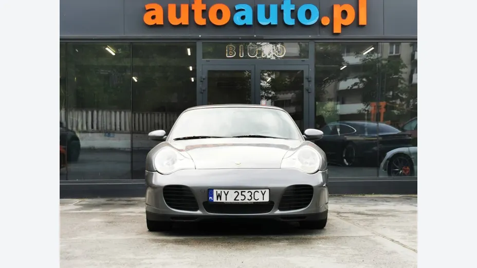 PORSCHE 911 -
