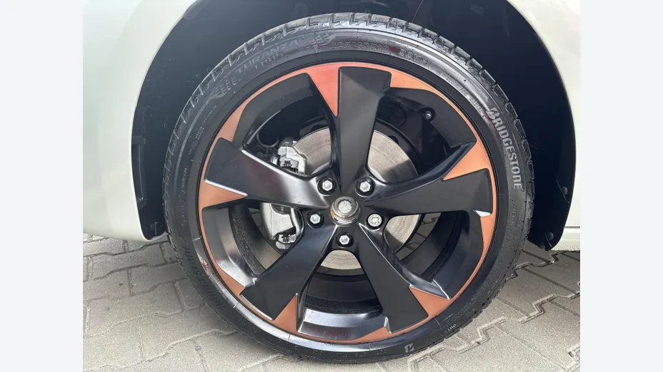 CUPRA Leon Leon 1.5 eTSI mHEV DSG Nowy