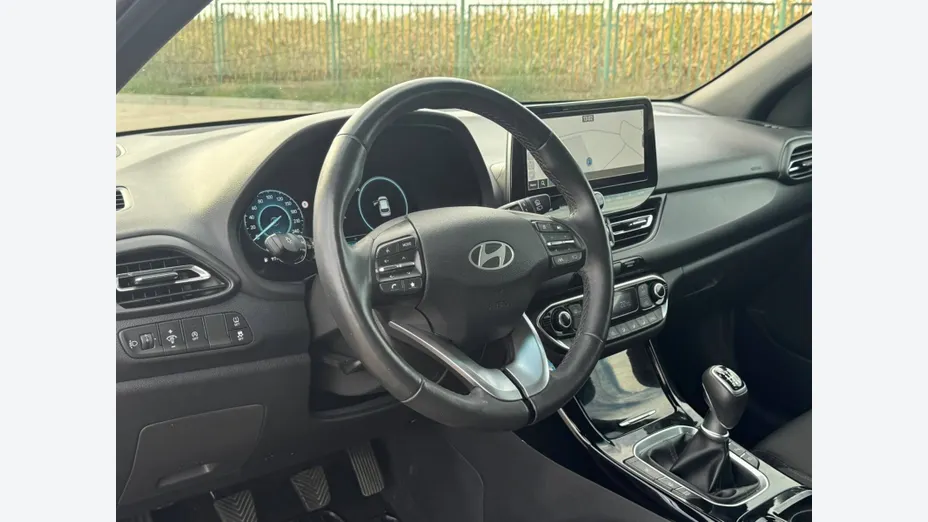 HYUNDAI i30 i30 1.5 T-GDI 48V Smart