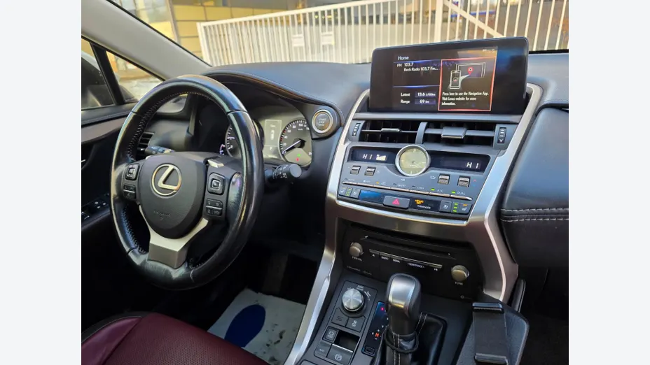 LEXUS NX -