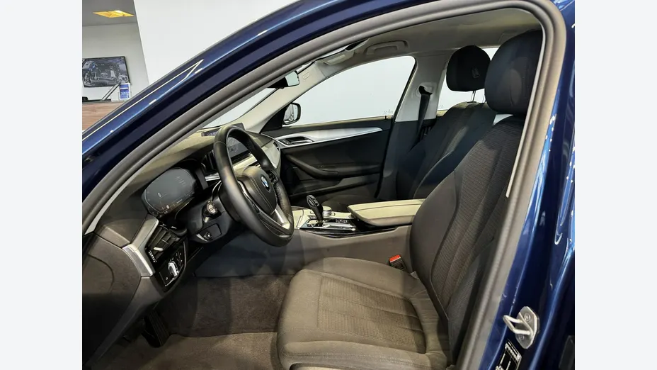 BMW Seria 5 520d aut