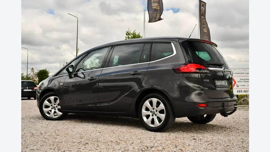 OPEL Zafira -