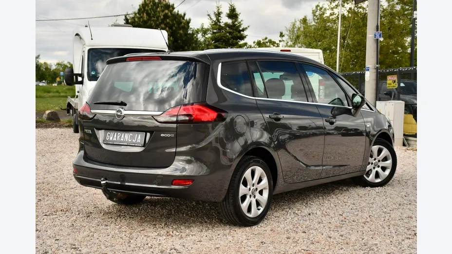 OPEL Zafira -