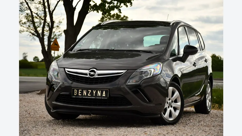 OPEL Zafira -
