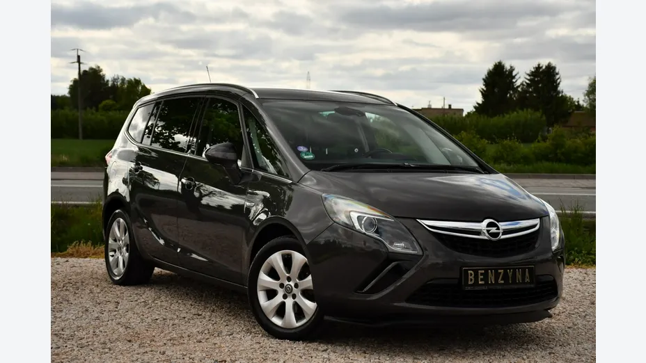 OPEL Zafira -