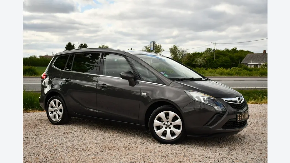 OPEL Zafira -