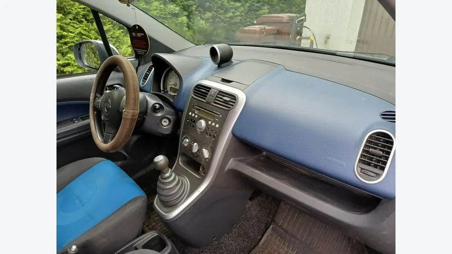 OPEL Agila -