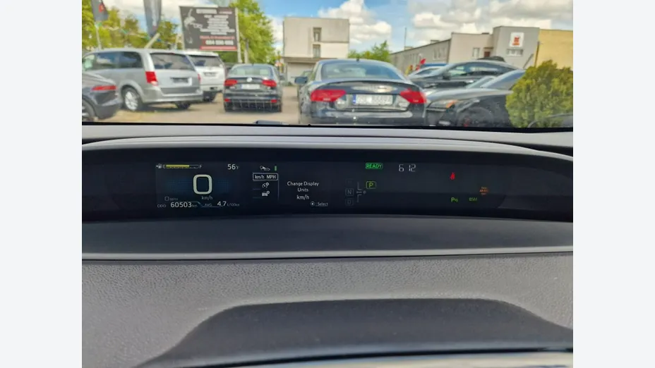 TOYOTA Prius -