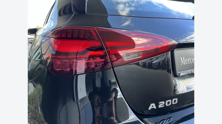 MERCEDES-BENZ A Klasa A 200 AMG Line 7G-DCT