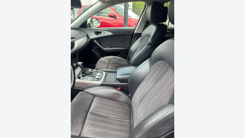 AUDI A6 -