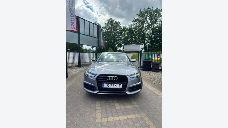 AUDI A6 -