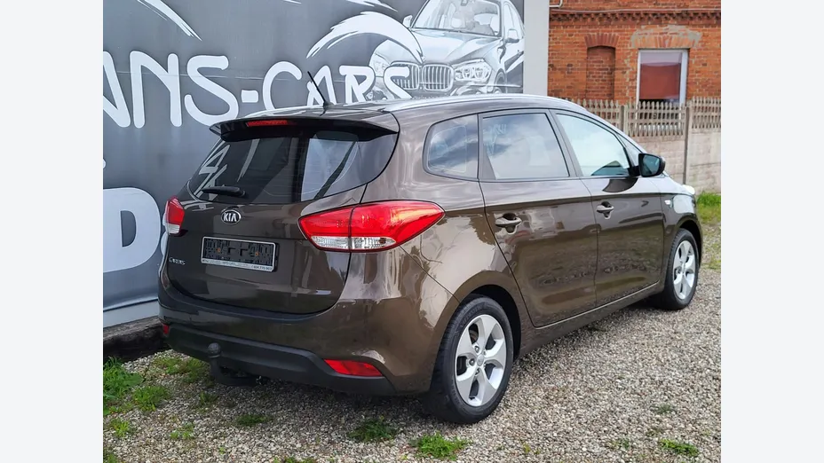 KIA Carens -