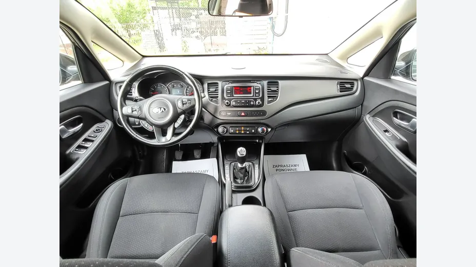 KIA Carens -