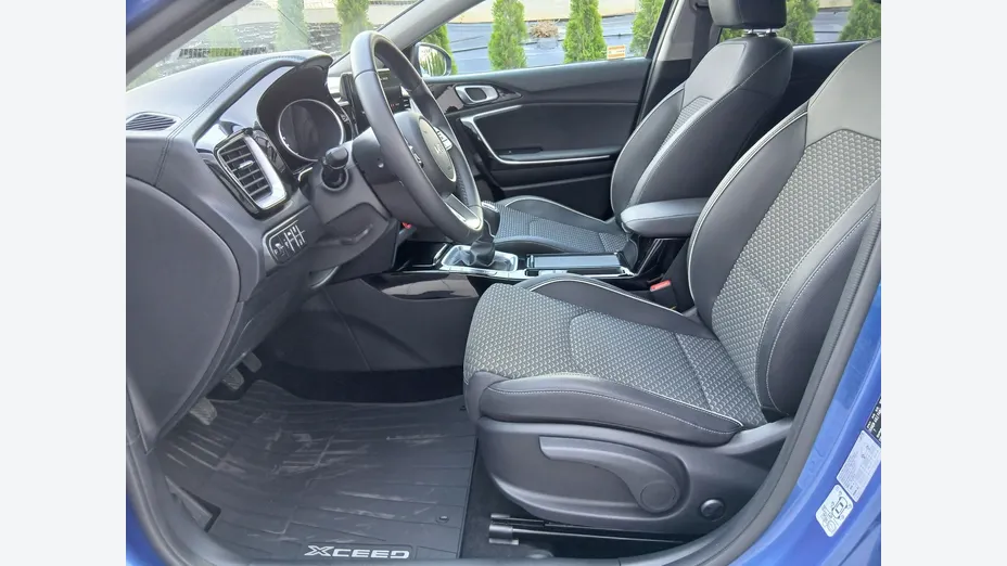 KIA XCeed -