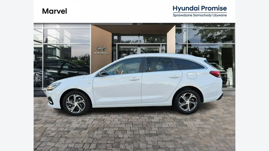 HYUNDAI i30 -