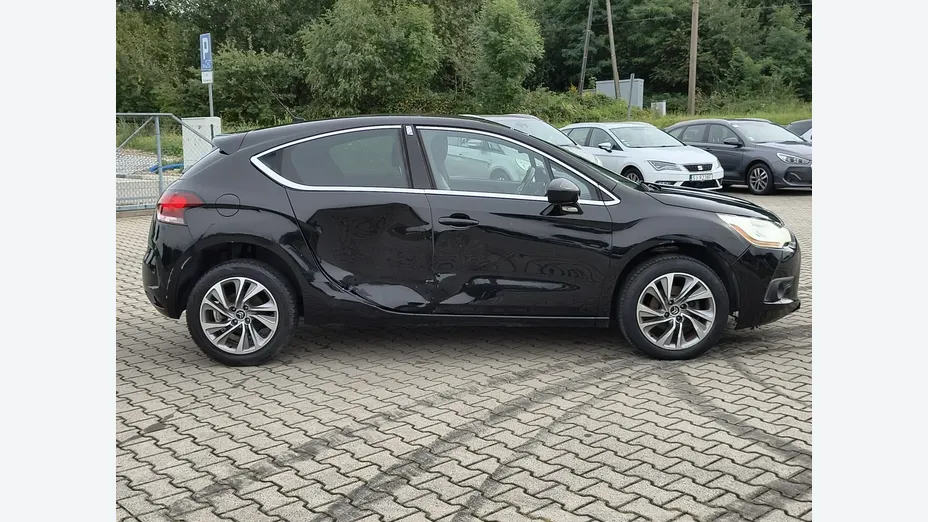 CITROEN DS4 -