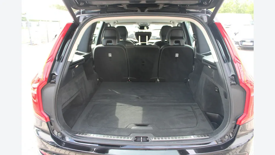 VOLVO XC90 -