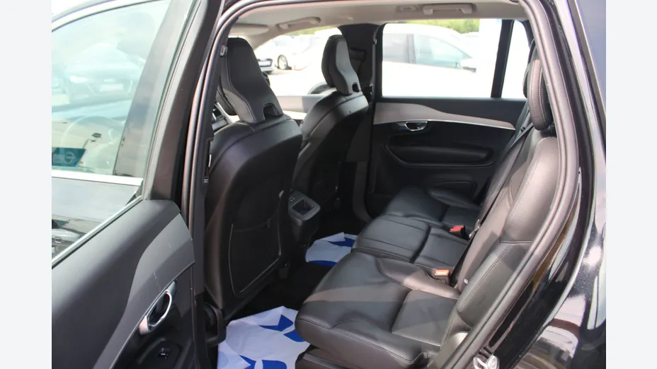 VOLVO XC90 -
