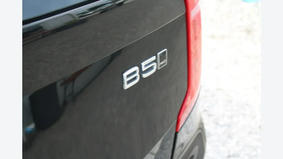VOLVO XC90 -