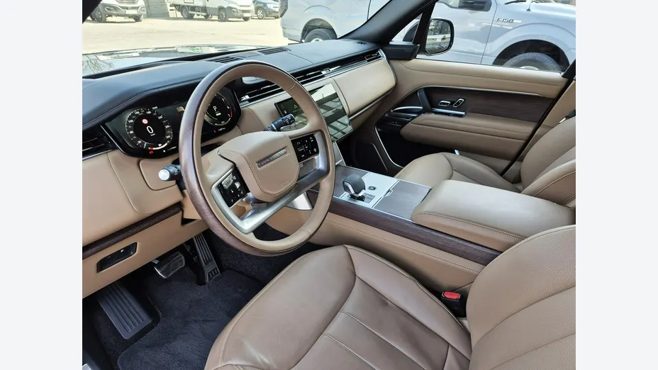 LAND ROVER Range Rover -