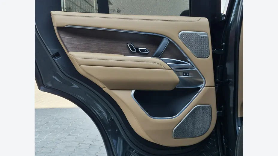 LAND ROVER Range Rover -