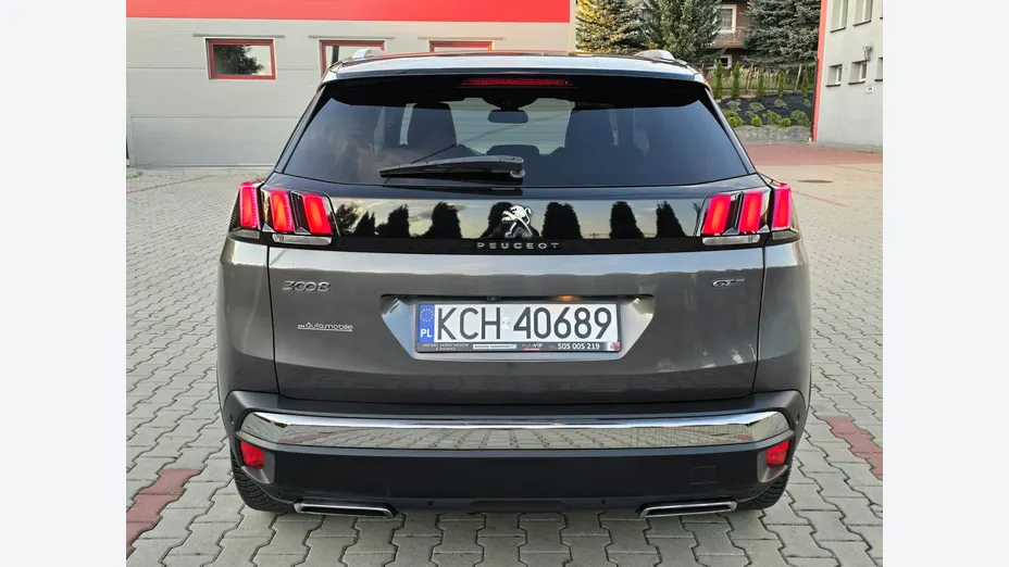 PEUGEOT 3008 -