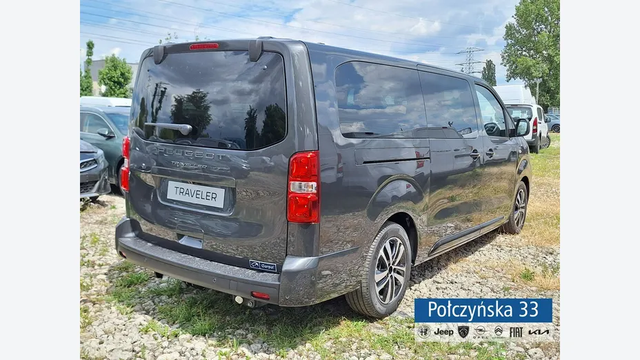 PEUGEOT Traveller -
