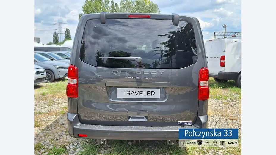 PEUGEOT Traveller -