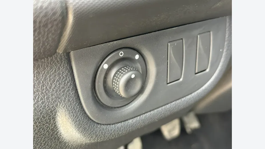 DACIA Logan -